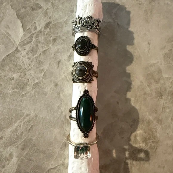 Vintage Style Black and Green Ring Set Of 9 - Picture 4 of 6